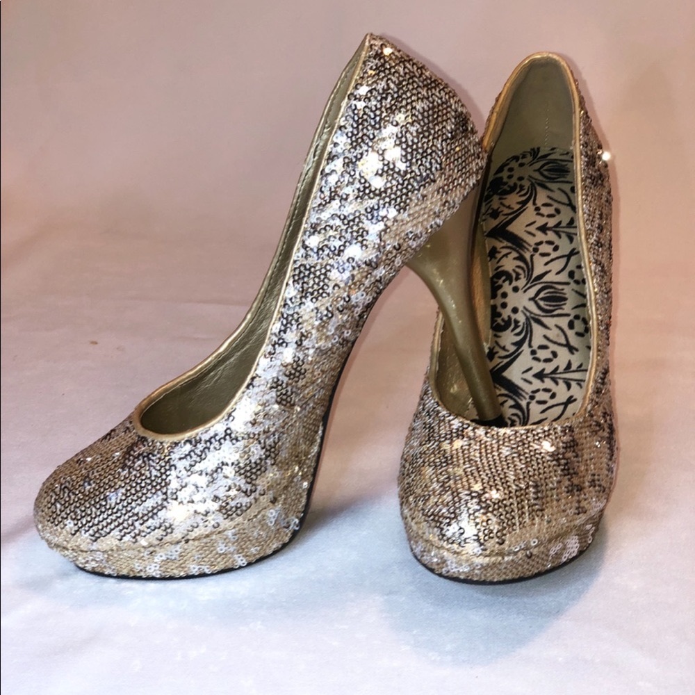 STILETTO HI HEEL SHOES 5”SPIKE CHAMPAGNE GOLD SILVER SEQUINS WORN ONCE 7 1/2 - Picture 7 of 11